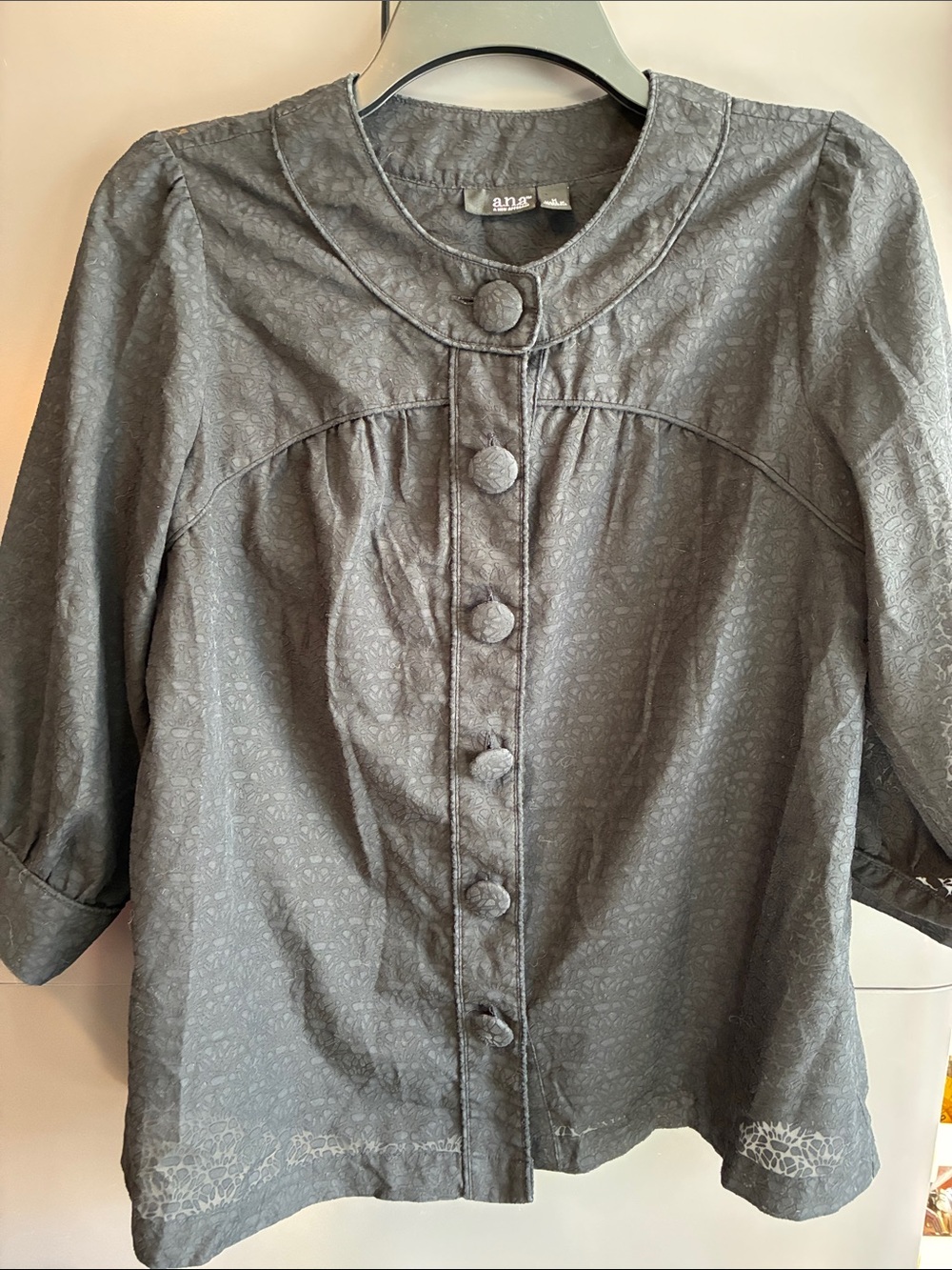 a.n.a black Jacquard Button-Front women’s Blouse